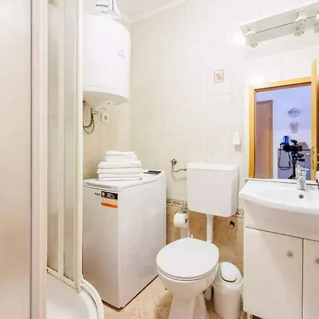 In 45910 Apartment *